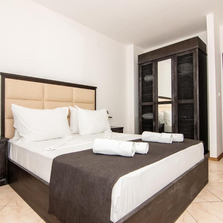 Boutique Hotel Kredo - One-Bedroom Suite - 8