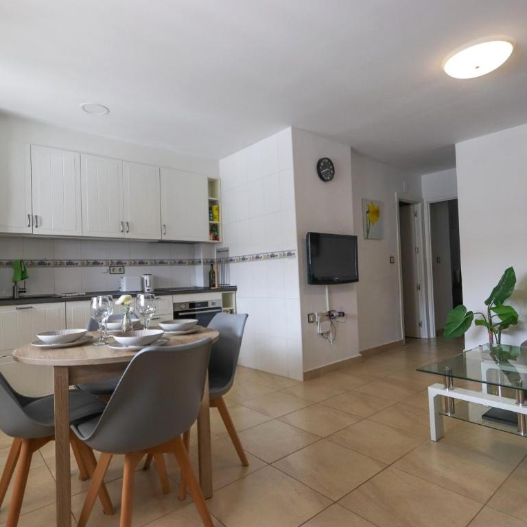054 - Altomar II 004 - comfortHOLIDAYS - Two-Bedroom Apartment - 1