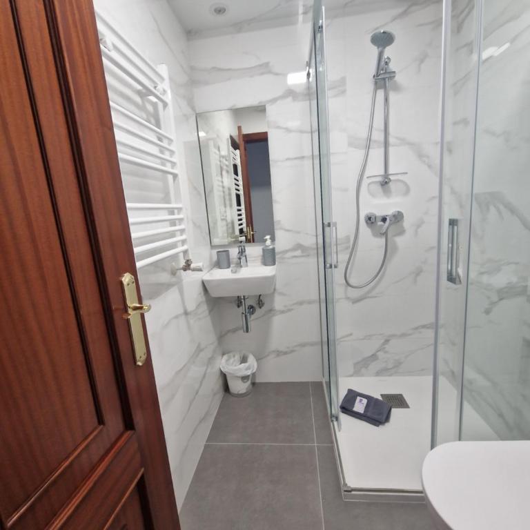 Hospedaje Jose Rey - Habitación Individual Estándar con ducha - 3