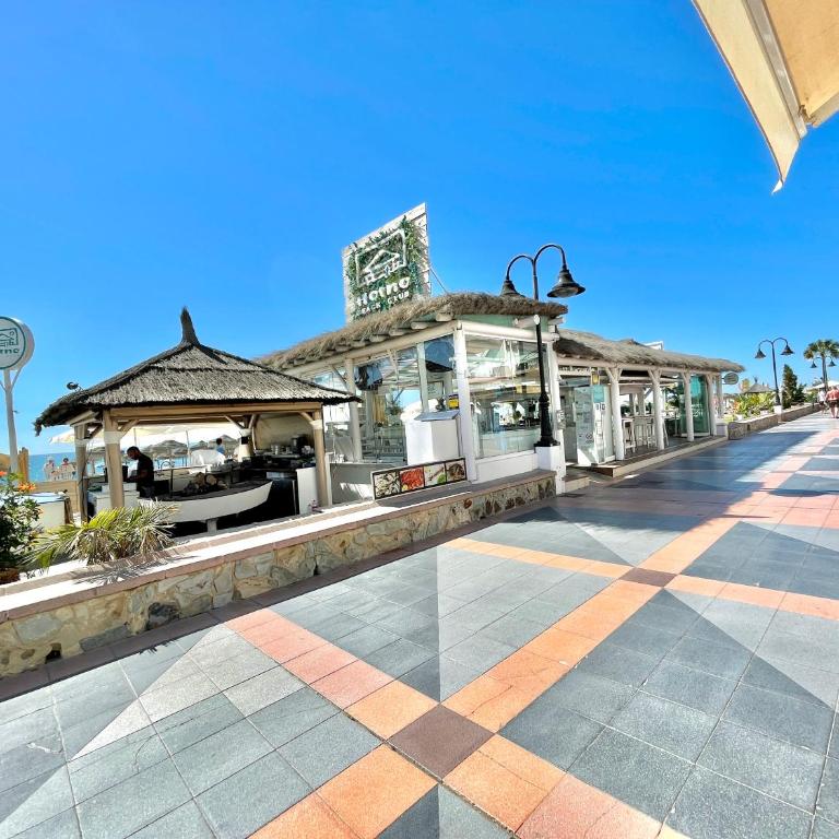 Gorgeous Seaside Apartment in Carihuela - Apartamento de 2 dormitorios - 47