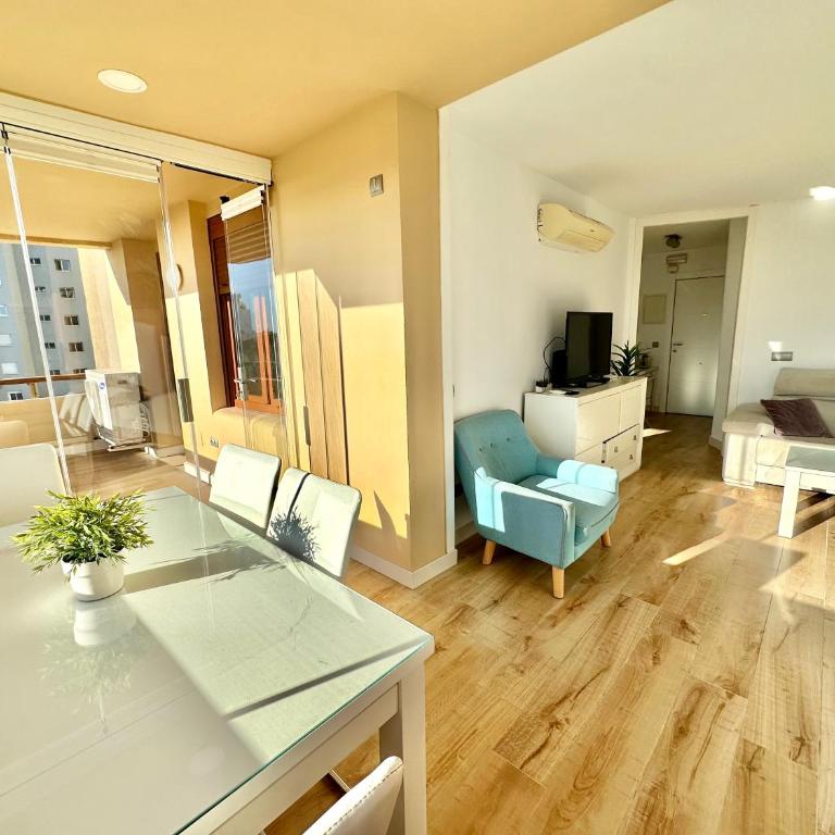 Gorgeous Seaside Apartment in Carihuela - Apartamento de 2 dormitorios - 12