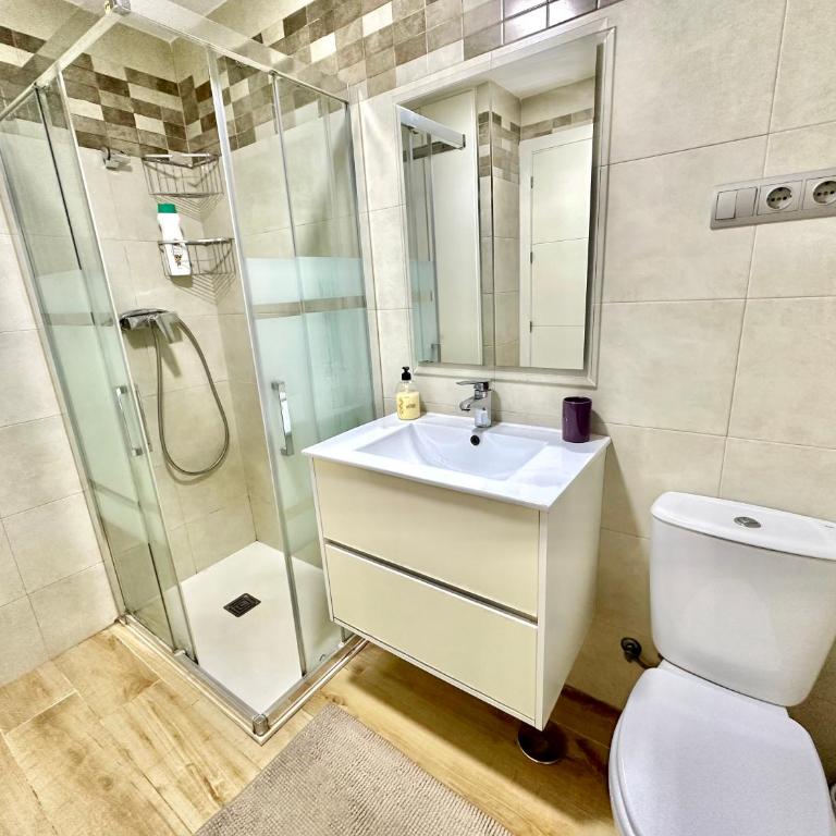 Gorgeous Seaside Apartment in Carihuela - Apartamento de 2 dormitorios - 28