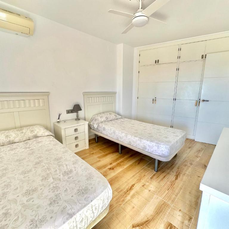 Gorgeous Seaside Apartment in Carihuela - Apartamento de 2 dormitorios - 26