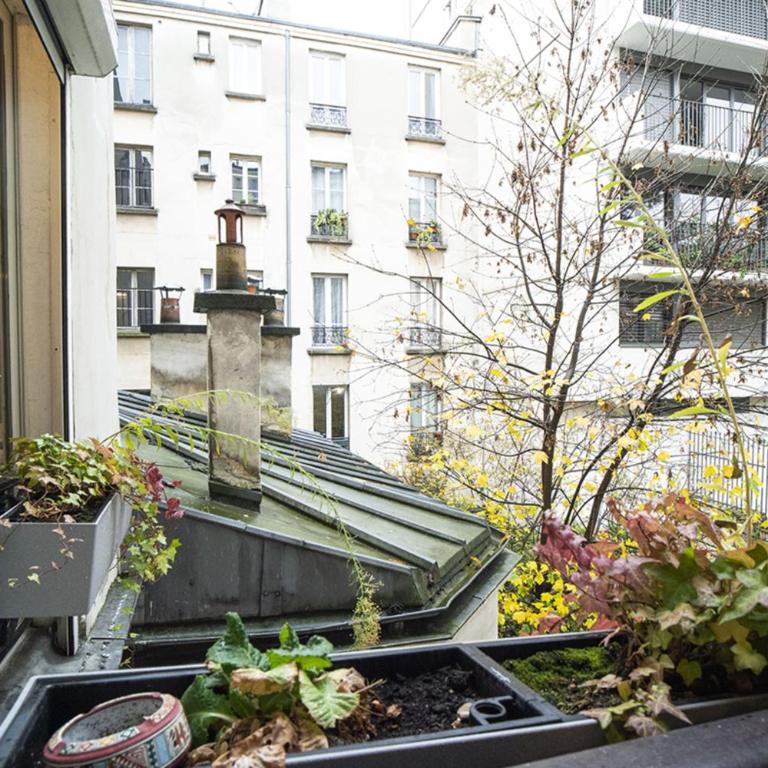 Pretty 36 m near Buttes-Chaumont - Appartement - 9