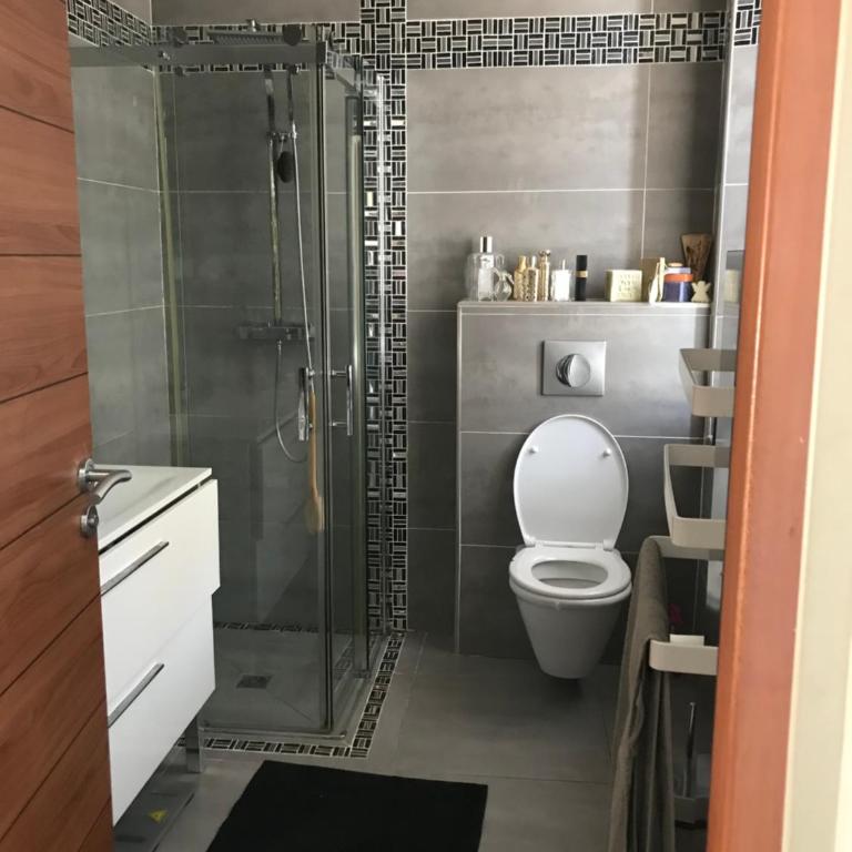 Maison avec jardin et piscine - Villa 1 Chambre - 6