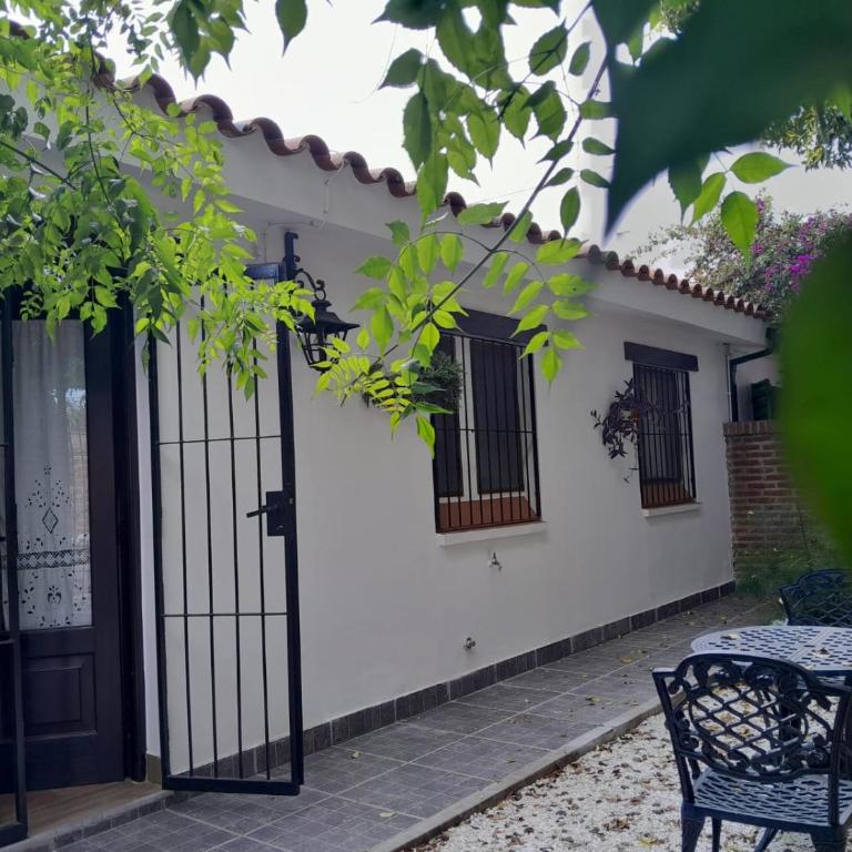 "LO DE MECHI" con cochera - One-Bedroom Apartment - 13