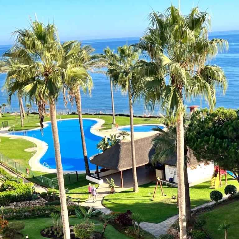 MI CAPRICHO Beachfront 401 - Apartment With Sea Views Costa del Sol - Apartamento de 2 dormitorios - 2