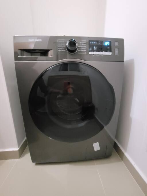 Hermoso Apartamento Nuevo con Piscina y seguridad - Apartamento de 3 dormitorios - 6