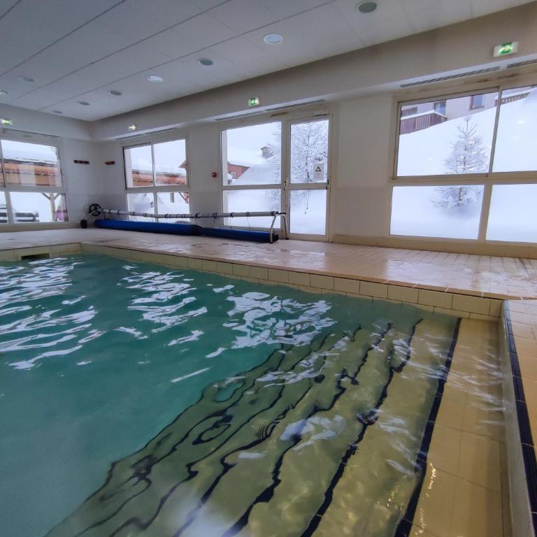 Bel appartement 4 à 6 personnes à 1800 - Apartment mit 2 Schlafzimmern - 7