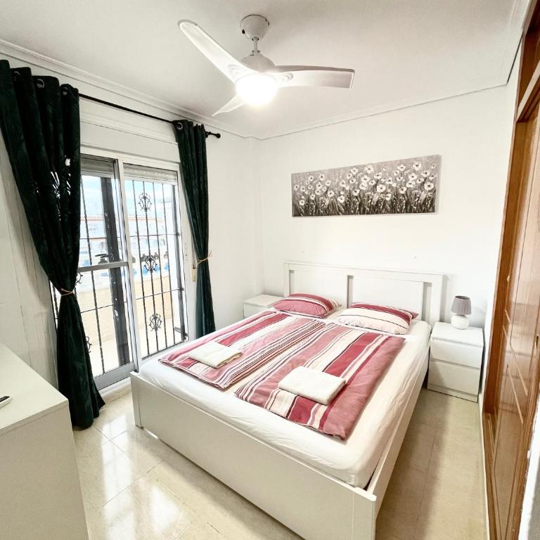 Villa Dulce - Two-Bedroom House - 11