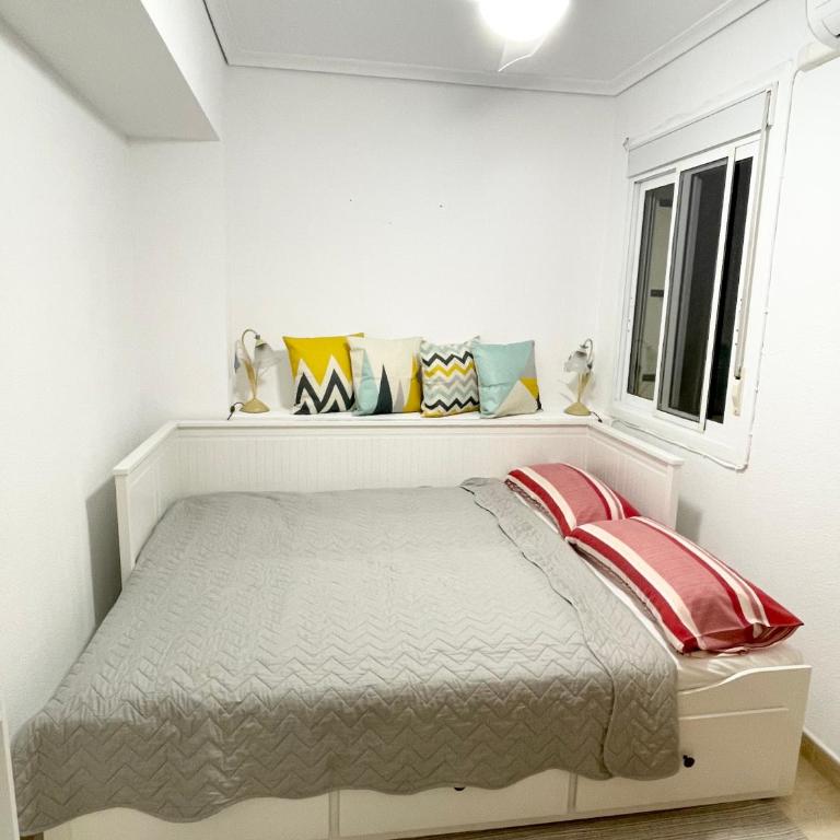 Villa Dulce - Two-Bedroom House - 20