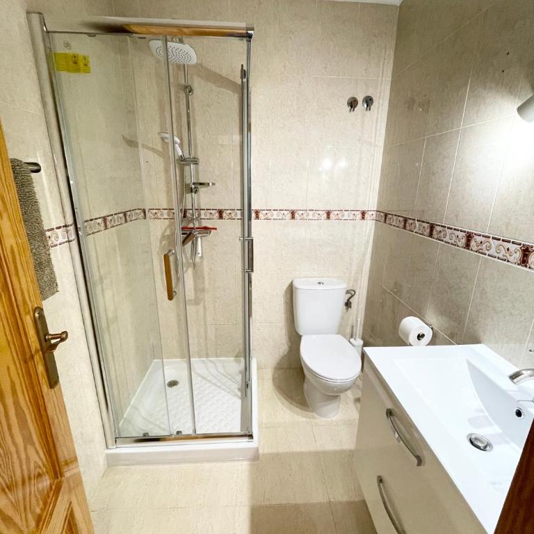 Villa Dulce - Two-Bedroom House - 21