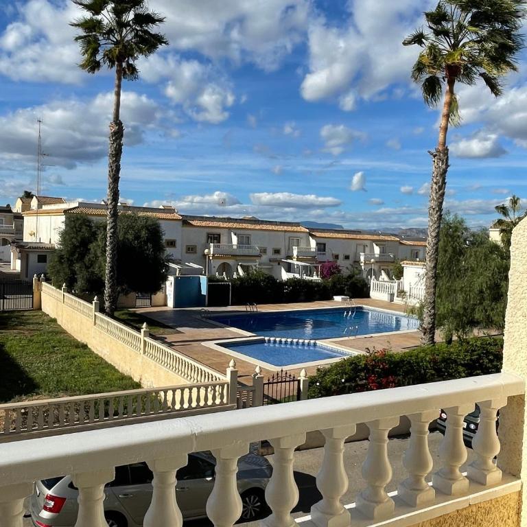 Villa Dulce - Two-Bedroom House - 14