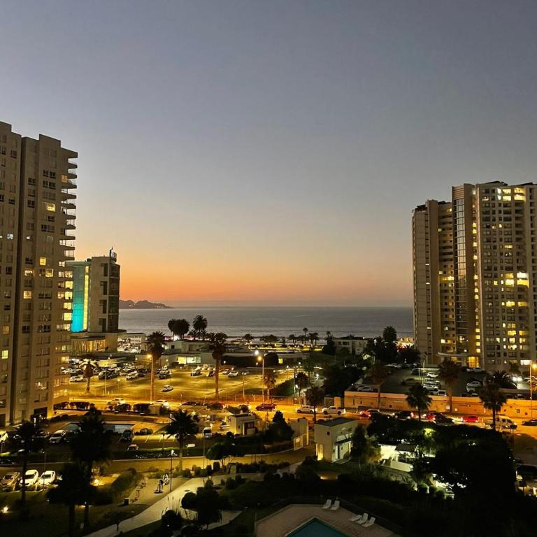 Departamento vista al mar, sector peñuelas casino enjoy. - Apartamento de 2 dormitorios - 9