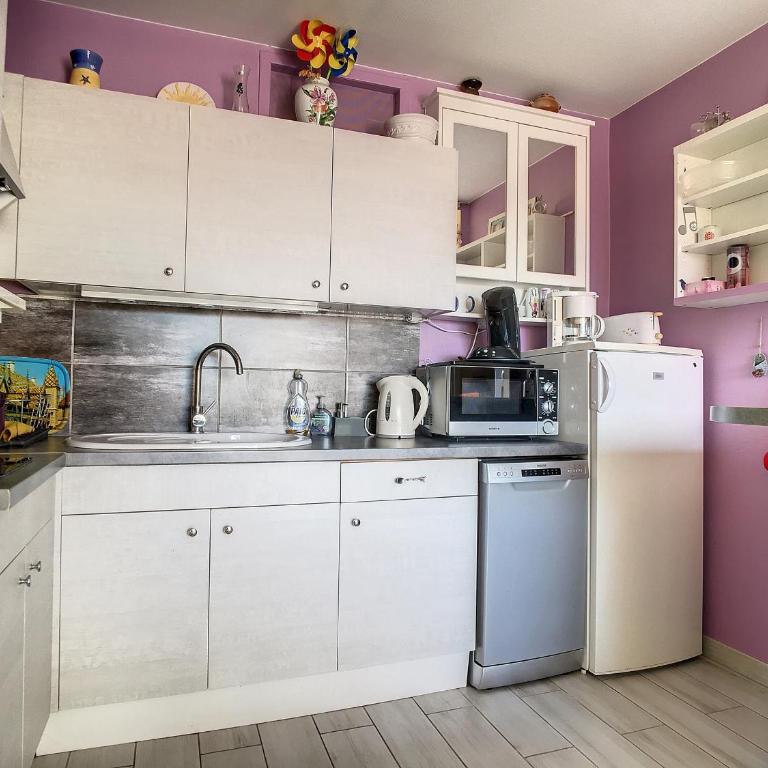 Bel F2 Cabine avec Garage, Proche Plage et Port, Grande Terrasse ensoleillée - Appartement 1 Chambre - 4