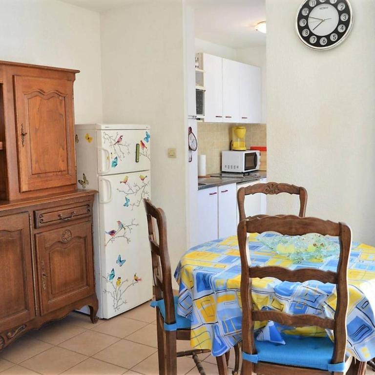 Appartement Duplex avec Terrasse, 2 Chambres, Parking Privé à 2 Min de la Plage - FR-1-251-569 - Appartement - 7