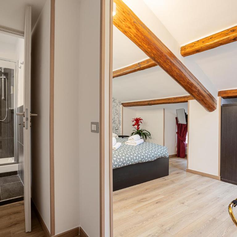 Vatican Vittoria Suites - Urban garden - Rooms - Vatican Museum - Double Room with Private Bathroom - 4