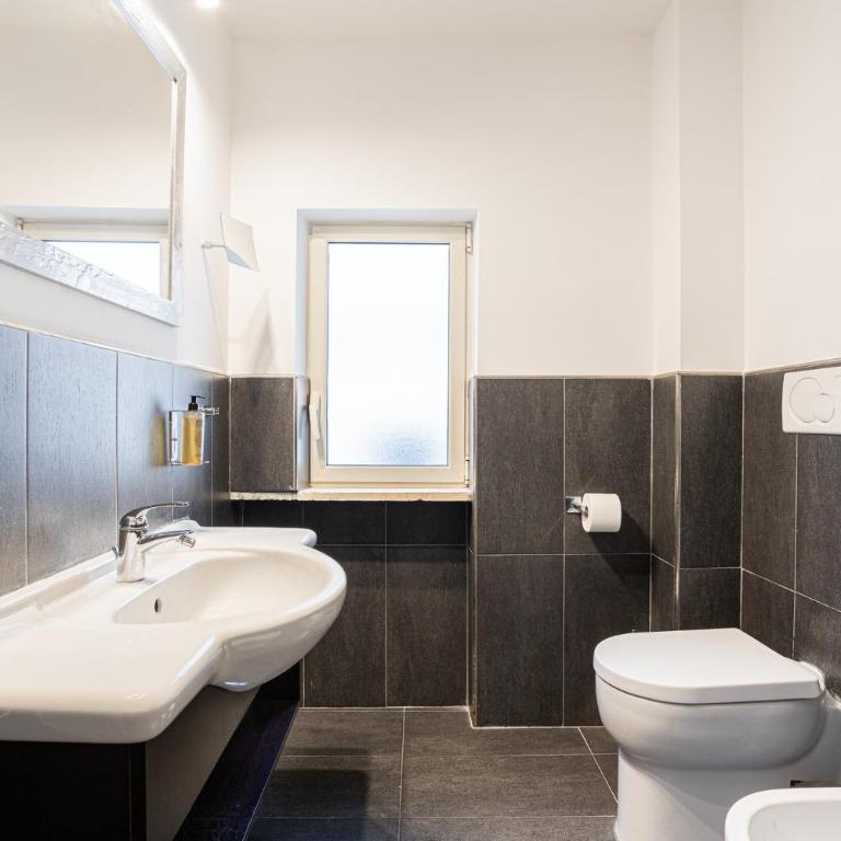 Vatican Vittoria Suites - Urban garden - Rooms - Vatican Museum - Double Room with Private Bathroom - 5