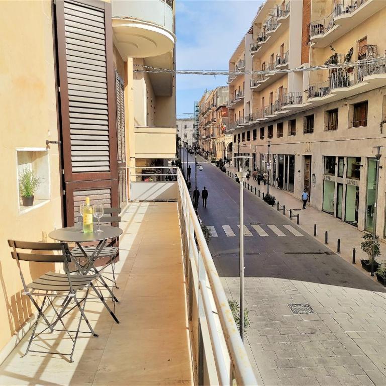 Matteotti 64 - Appartamento con 2 Camere da Letto - 2