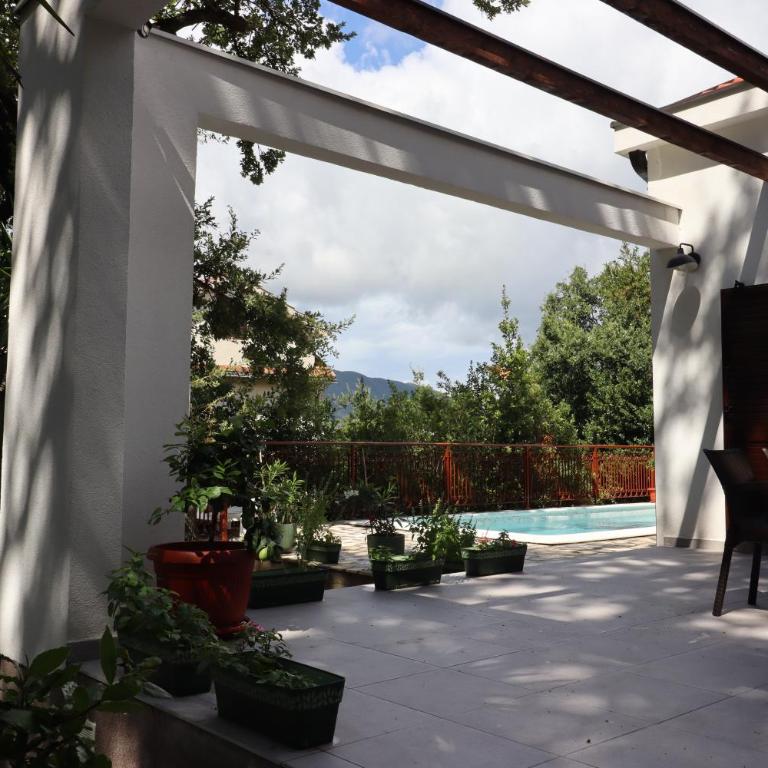 Pool Villa Topla - Two-Bedroom Villa - 2