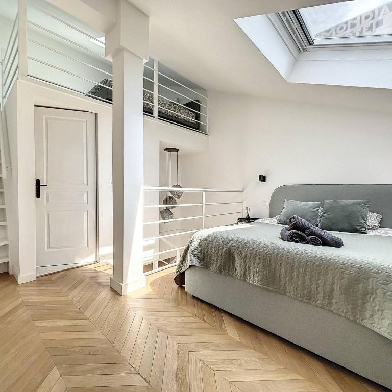 Cannes : Duplex à 5 minutes à pied du Palais des Festivals - Apartamento - 2 niveles - 8