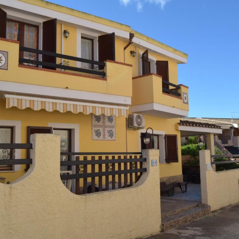 Casa Tina By La Via Del Mare Viaggi e Vacanze - Two-Bedroom House - 1