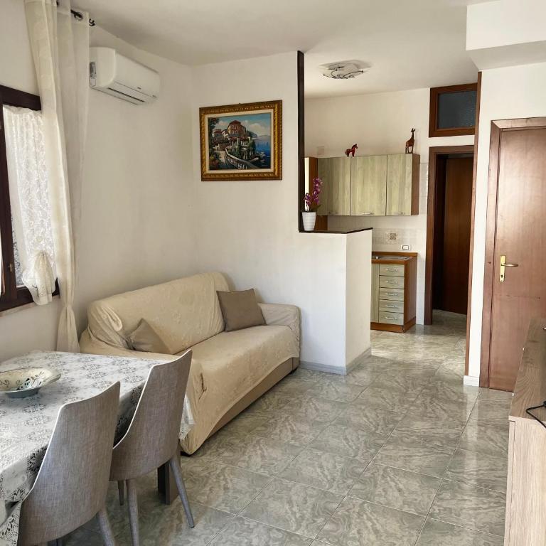 Casa Tina By La Via Del Mare Viaggi e Vacanze - Two-Bedroom House - 17