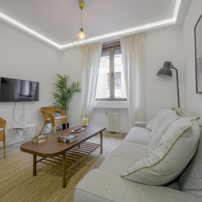 Elegante apartamento en el Centro de Madrid-Rastro - Apartment - 2