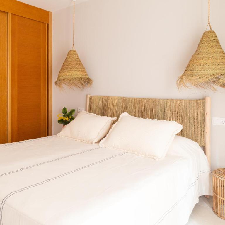 Ereza White Homes - Villa - 17