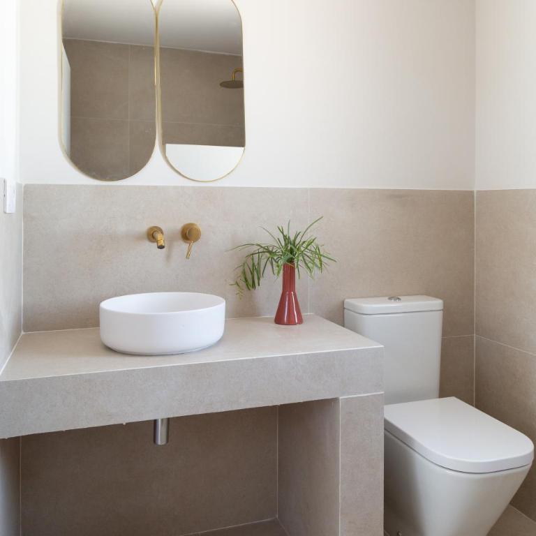 Ereza White Homes - Villa - 33