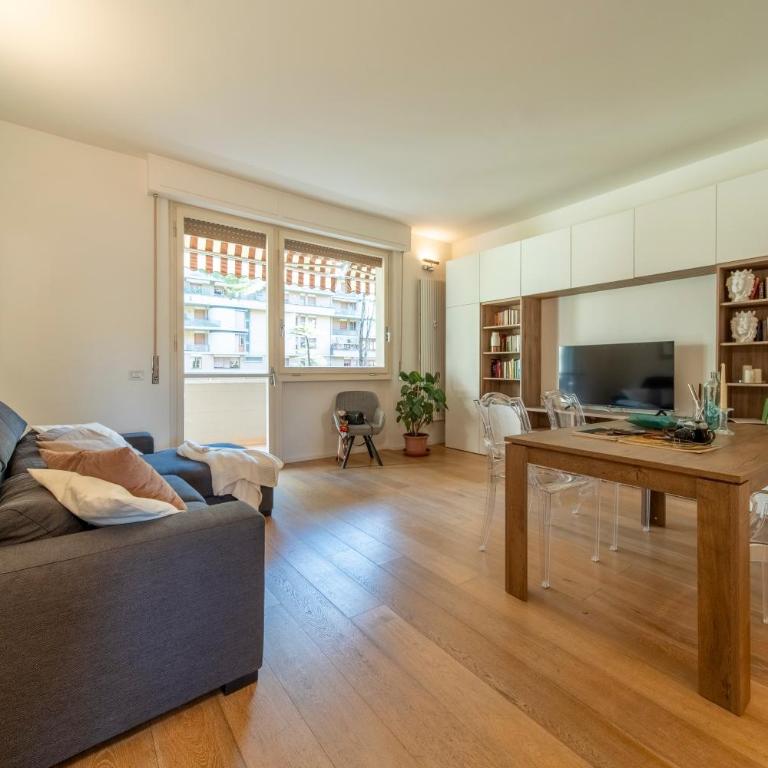 Danti Chic - Two-Bedroom Apartment - 1