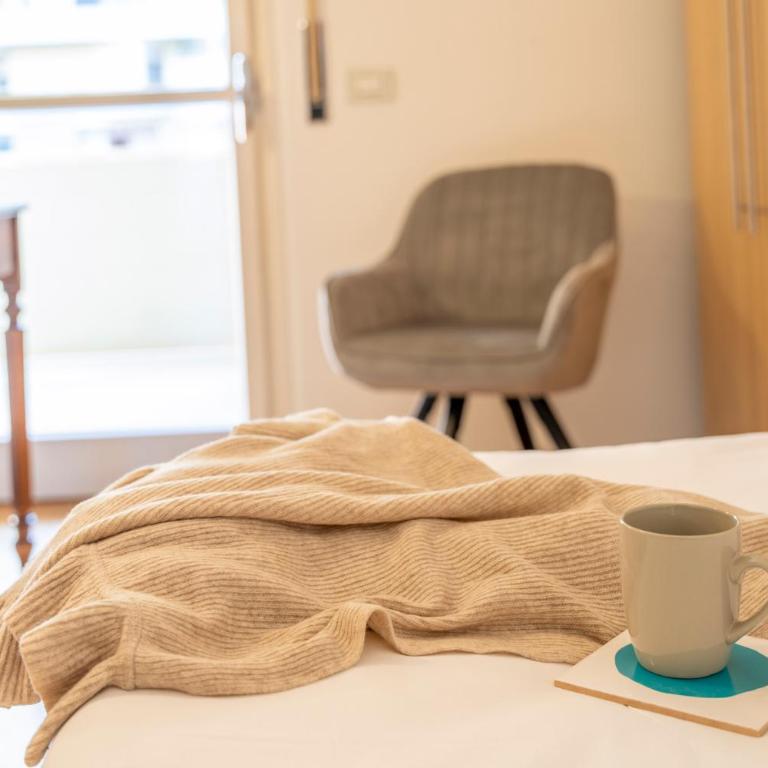 Danti Chic - Two-Bedroom Apartment - 30