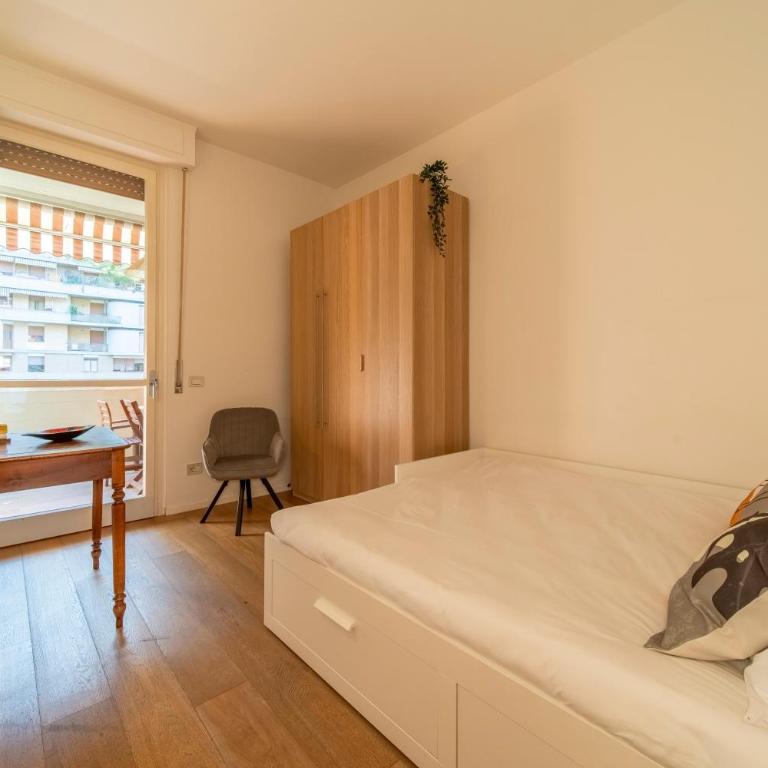 Danti Chic - Two-Bedroom Apartment - 29