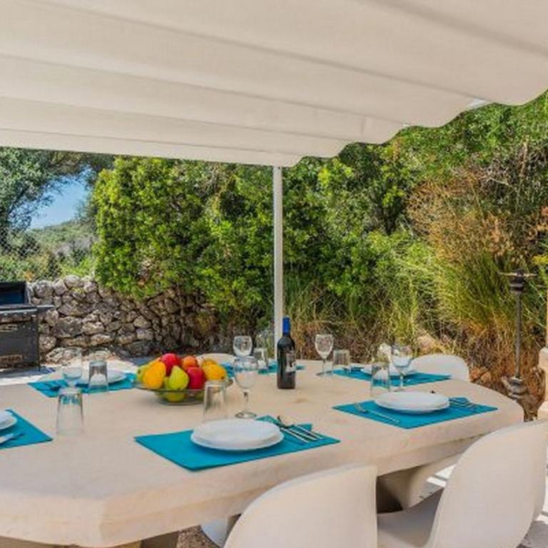 AGUAIT II - VILLA WITH PRIVATE MOUNTAIN PATH-BEACH APPROX 5 MIN WALKING BEACH,property belong Puerto Pollensa Villas and apartments - Villa - 2
