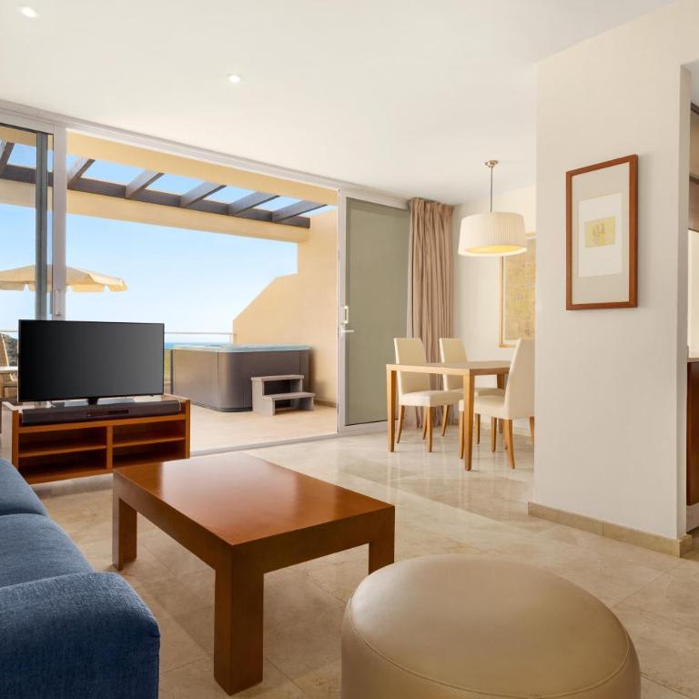 Wyndham Residences Costa Adeje - Apartamento Superior de 1 dormitorio con bañera de hidromasaje y vistas al mar - 5