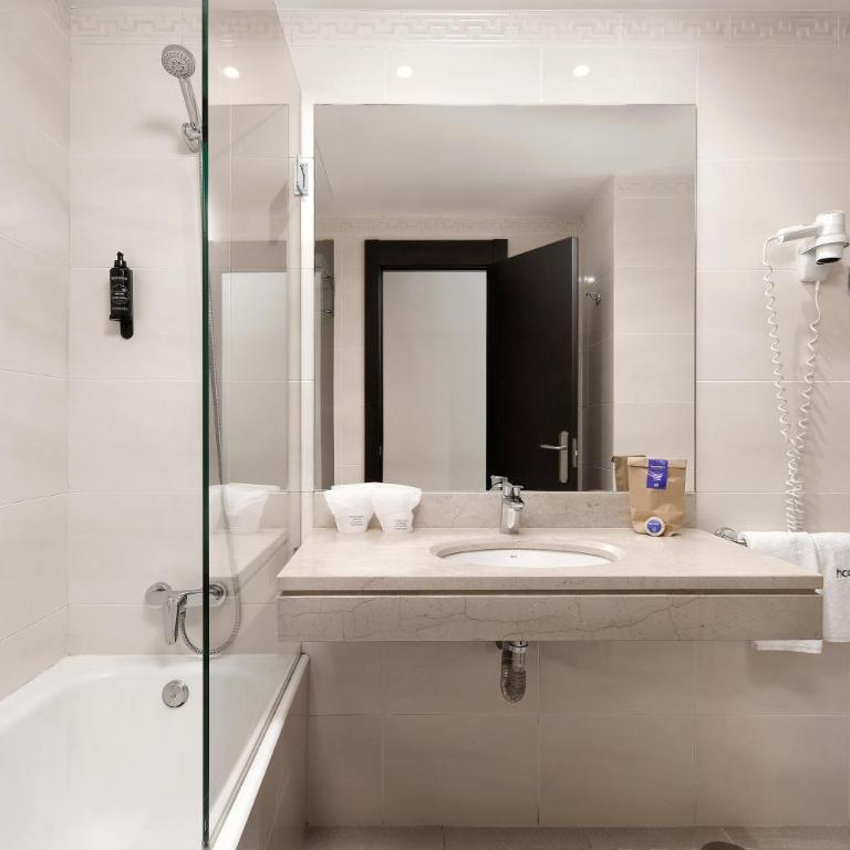 HCC Regente - Twin Room - 7