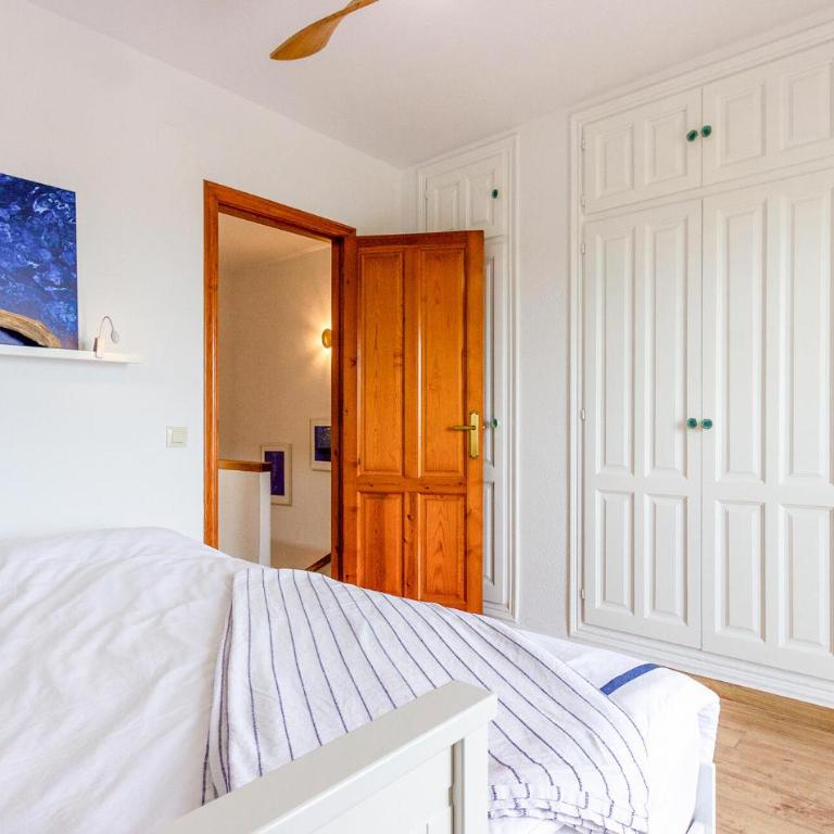 Cozy Home In Denia With Wifi - Casa de vacaciones de 2 dormitorios - 10