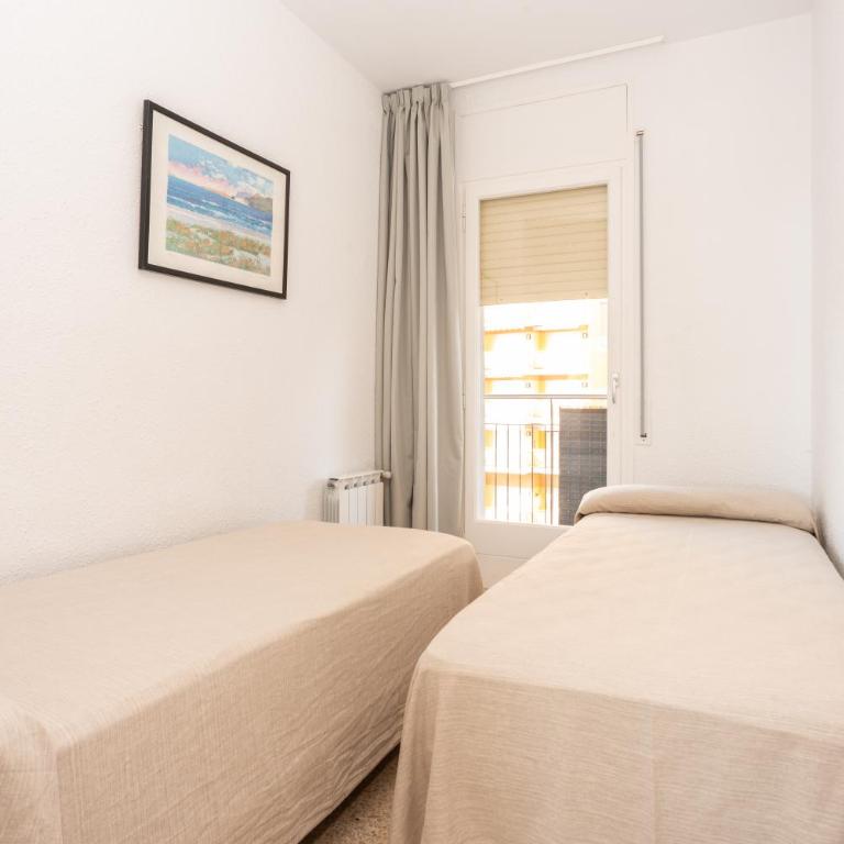 Apartamentos Blanes-Condal Costa Brava - Apartamento con vistas al jardín - 4