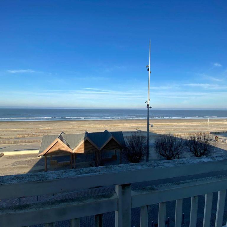 Vu Mer T2 plage centrale 5 personnes - Apartment mit Balkon - 24