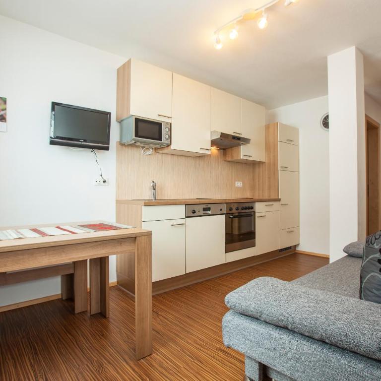Conny's Apartments - Apartment mit 1 Schlafzimmer - 2