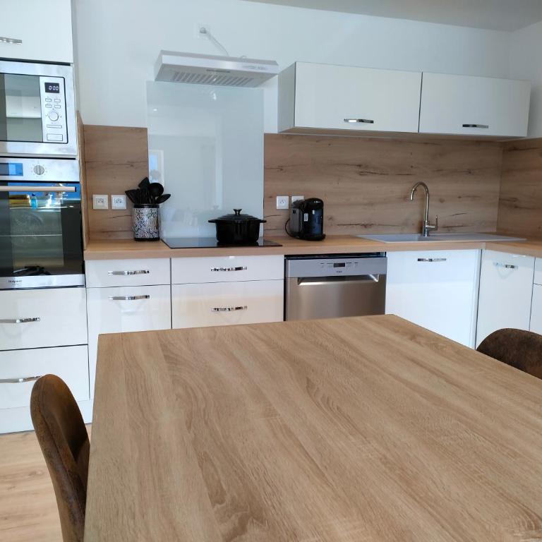 Le Panoramique du Plongeoir - T4 spacieux de 90m2 avec grande terrasse vue sur le lac de Serre Ponçon - Appartement 3 Chambres - 6