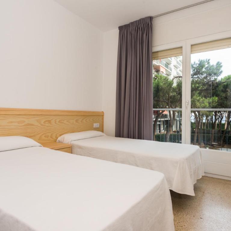 Apartamentos Blanes-Condal Costa Brava - Apartamento con vistas al jardín - 3