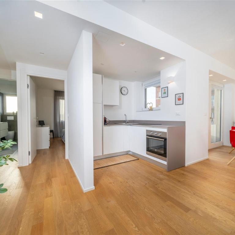 GuestHost - Cozy & Bright Apartment - with Balcony - Appartamento con 1 Camera da Letto - 7