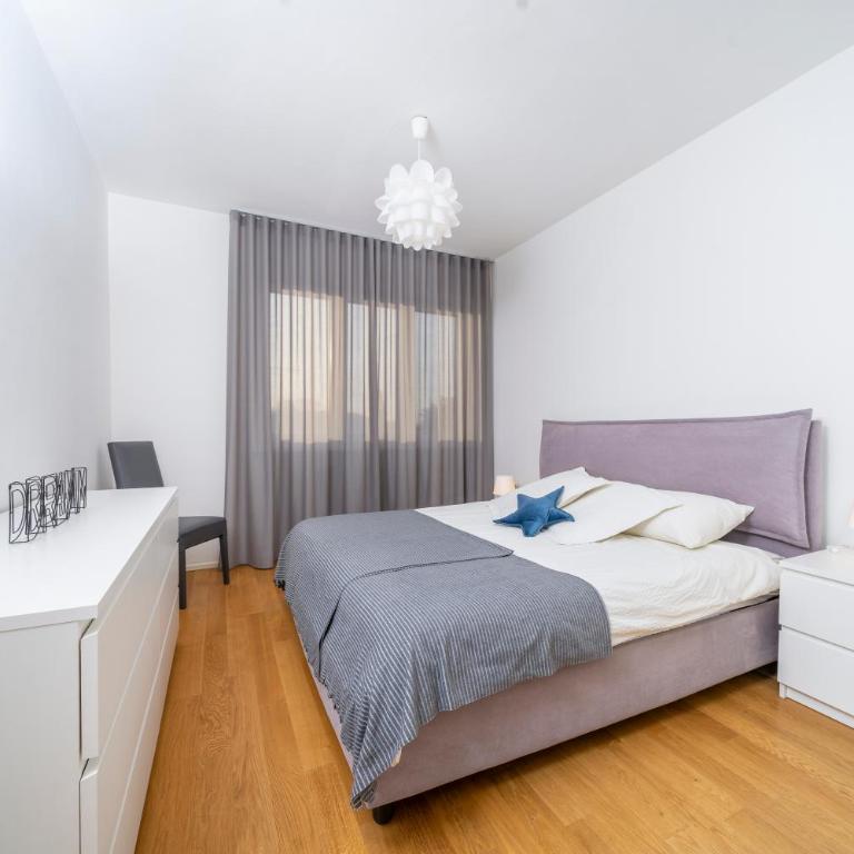 GuestHost - Cozy & Bright Apartment - with Balcony - Appartamento con 1 Camera da Letto - 1