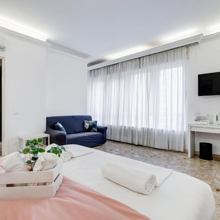DIDAVI' Guest House - Camera King con Vista Giardino - 3