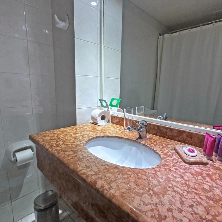 Hotel Frontera - Standard Single Room - 5