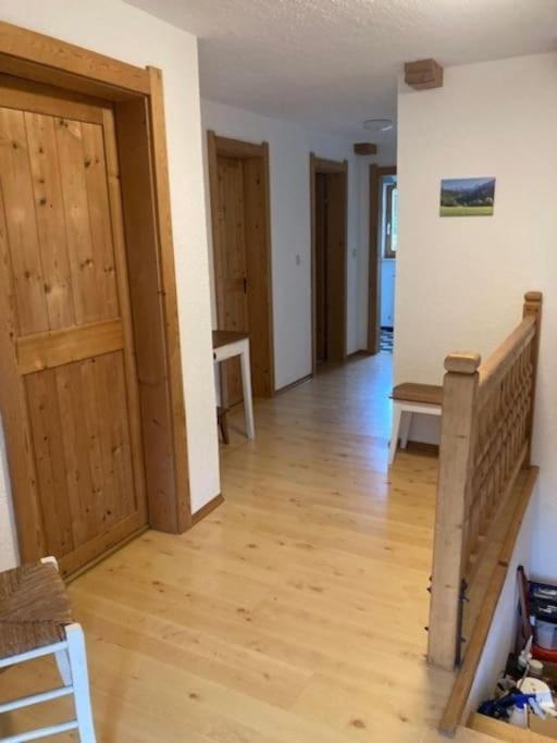 Große schöne Mansardenwohnung mit 2 Balkonen - Two-Bedroom Apartment - 12