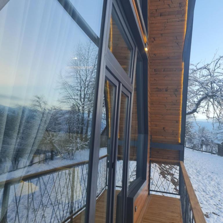 Bajkoviti bungalov - Three-Bedroom House - 29