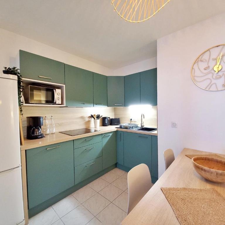 " Le Bleu Marine" Port Fréjus - Cosy T2- Clim & WIFI - Appartamento con 1 Camera da Letto - 13