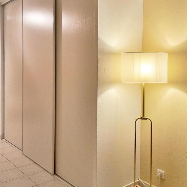 " Le Bleu Marine" Port Fréjus - Cosy T2- Clim & WIFI - Appartamento con 1 Camera da Letto - 16